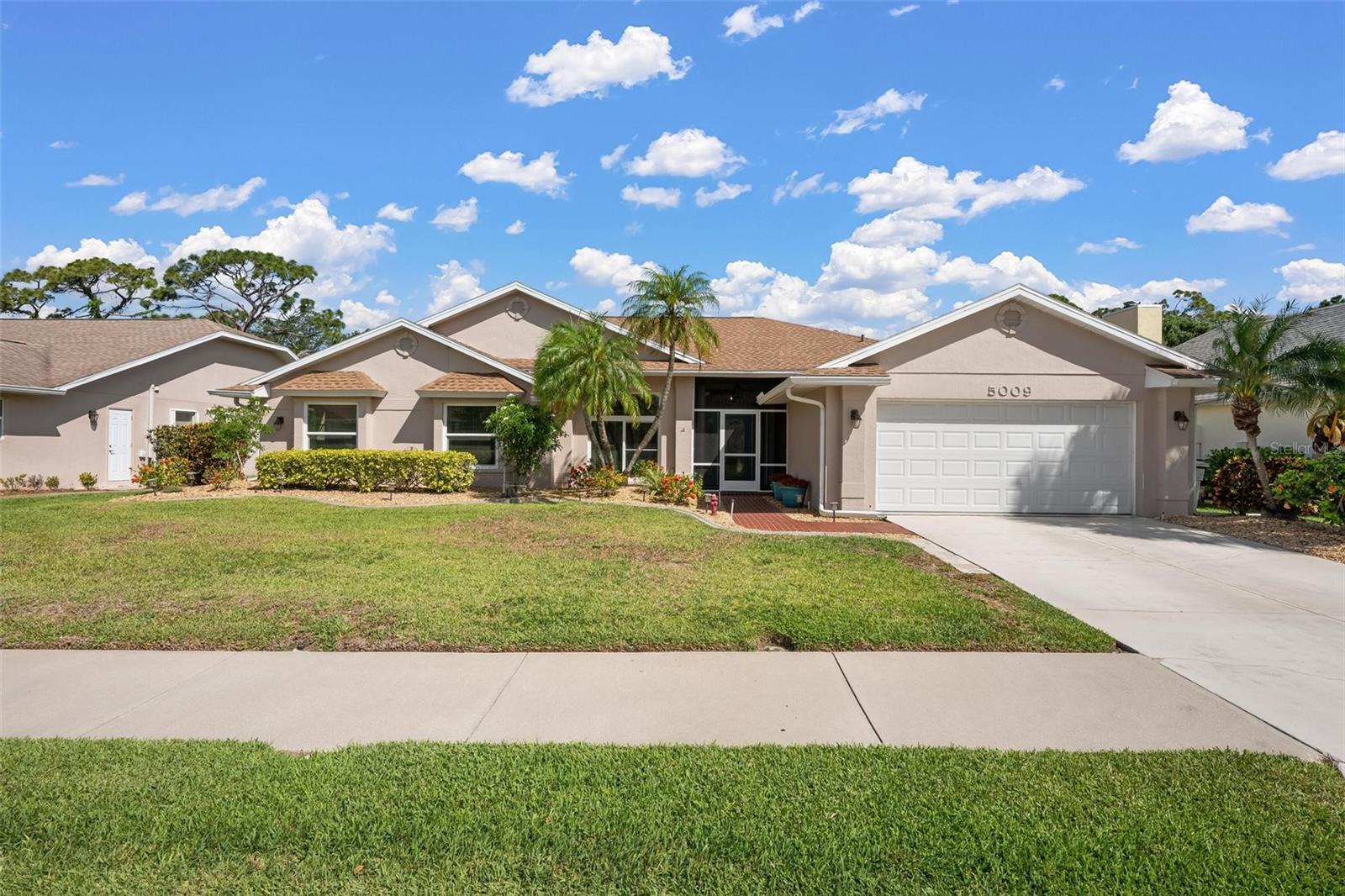 5009 SOUTHERN PINE CIR, VENICE, FL, 34293