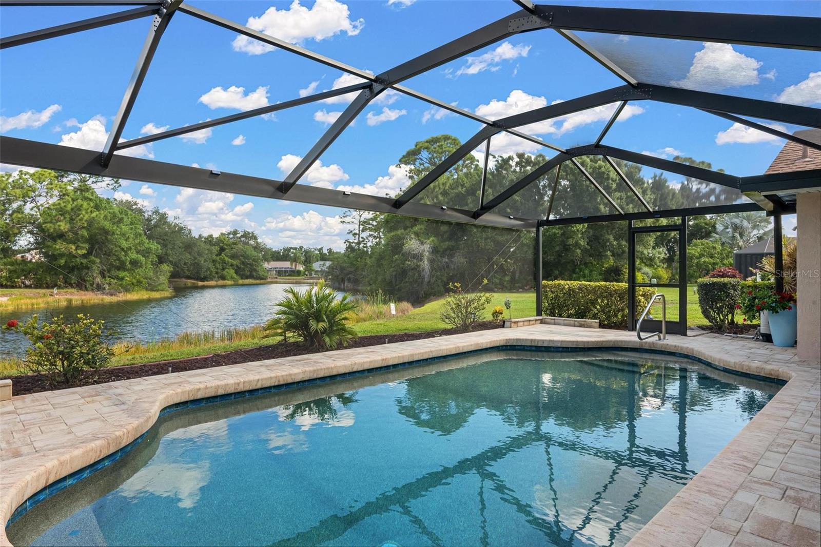 5009 SOUTHERN PINE CIR, VENICE, FL, 34293