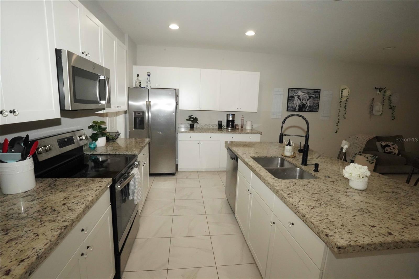 1271 NW LEONARDO CIR, PORT ST LUCIE, FL, 34986