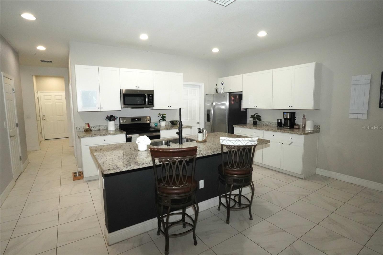 1271 NW LEONARDO CIR, PORT ST LUCIE, FL, 34986