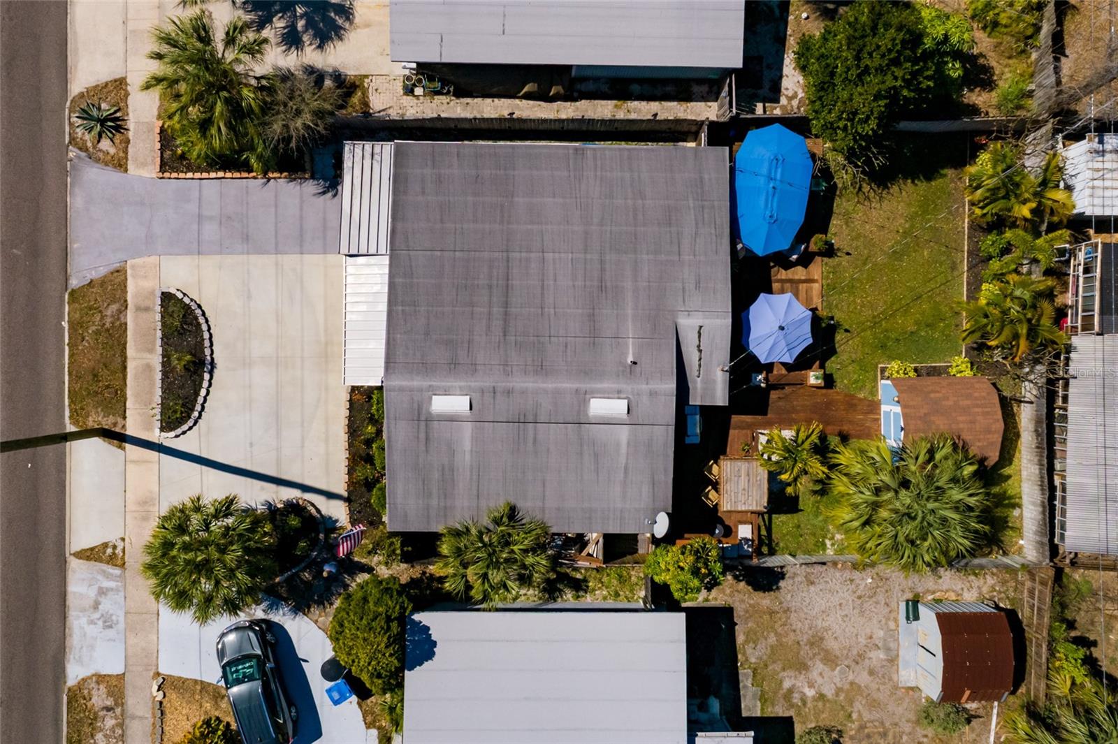 Property is just down the street from Walter Fuller Park.