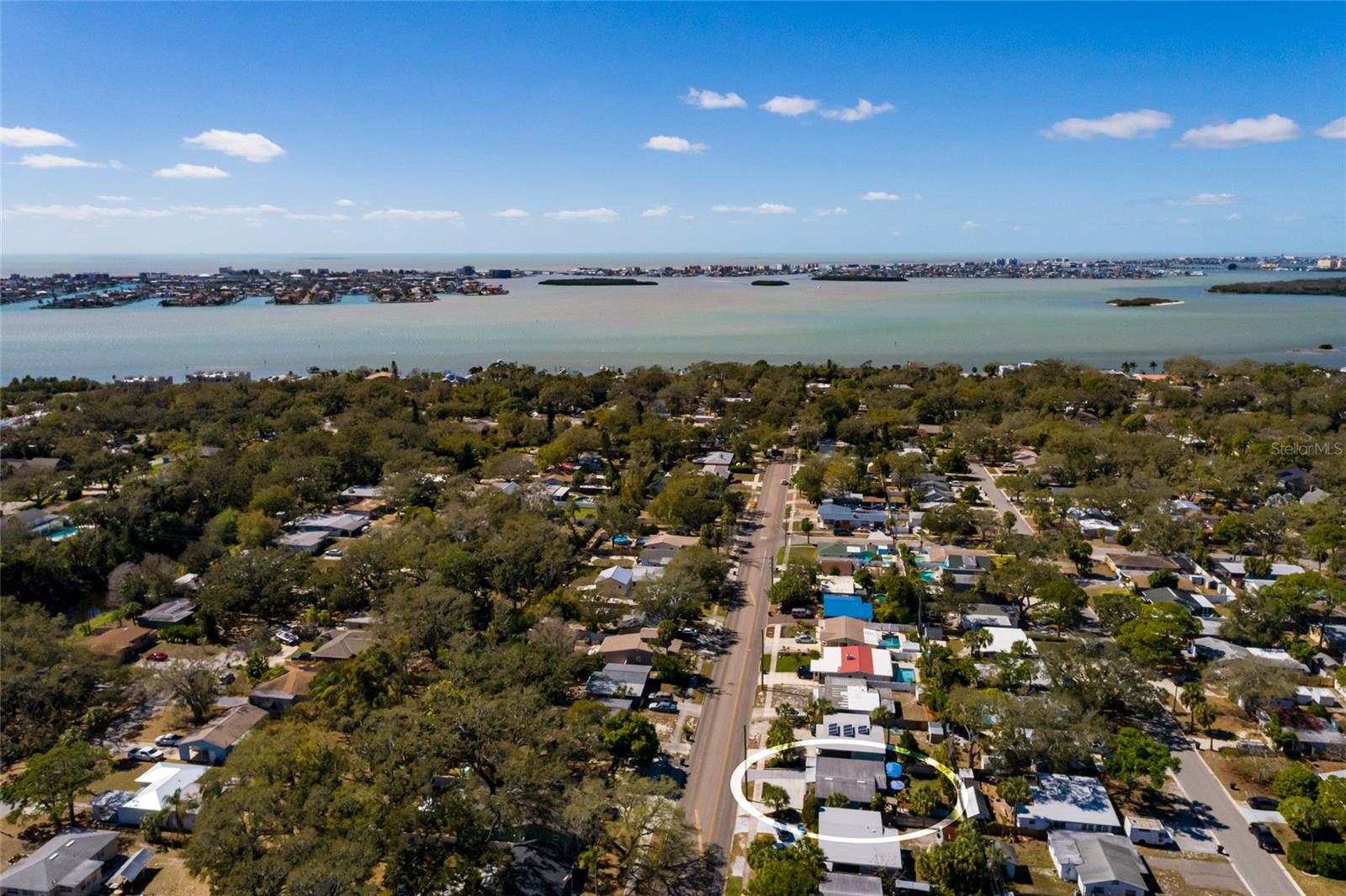 Property is only a 9 minute drive to the beach.