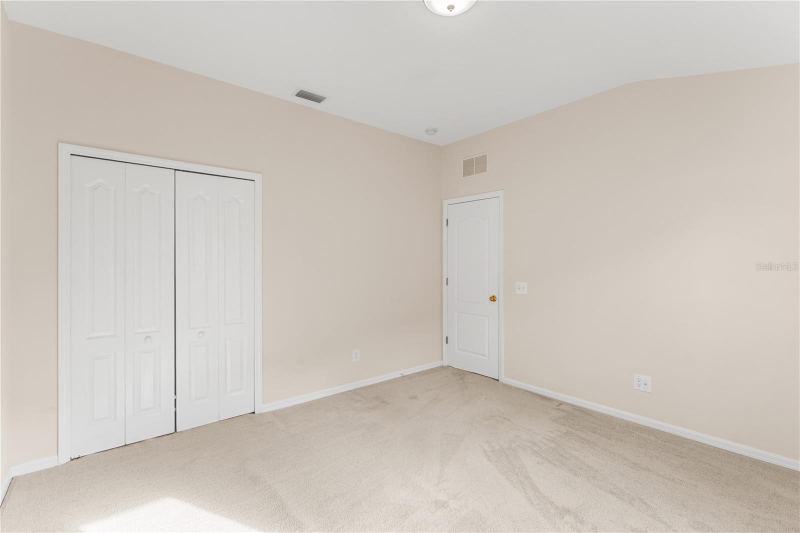 10416 MEADOW SPRING DR, TAMPA, FL, 33647