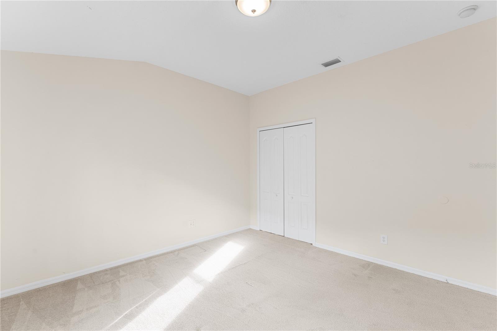 10416 MEADOW SPRING DR, TAMPA, FL, 33647
