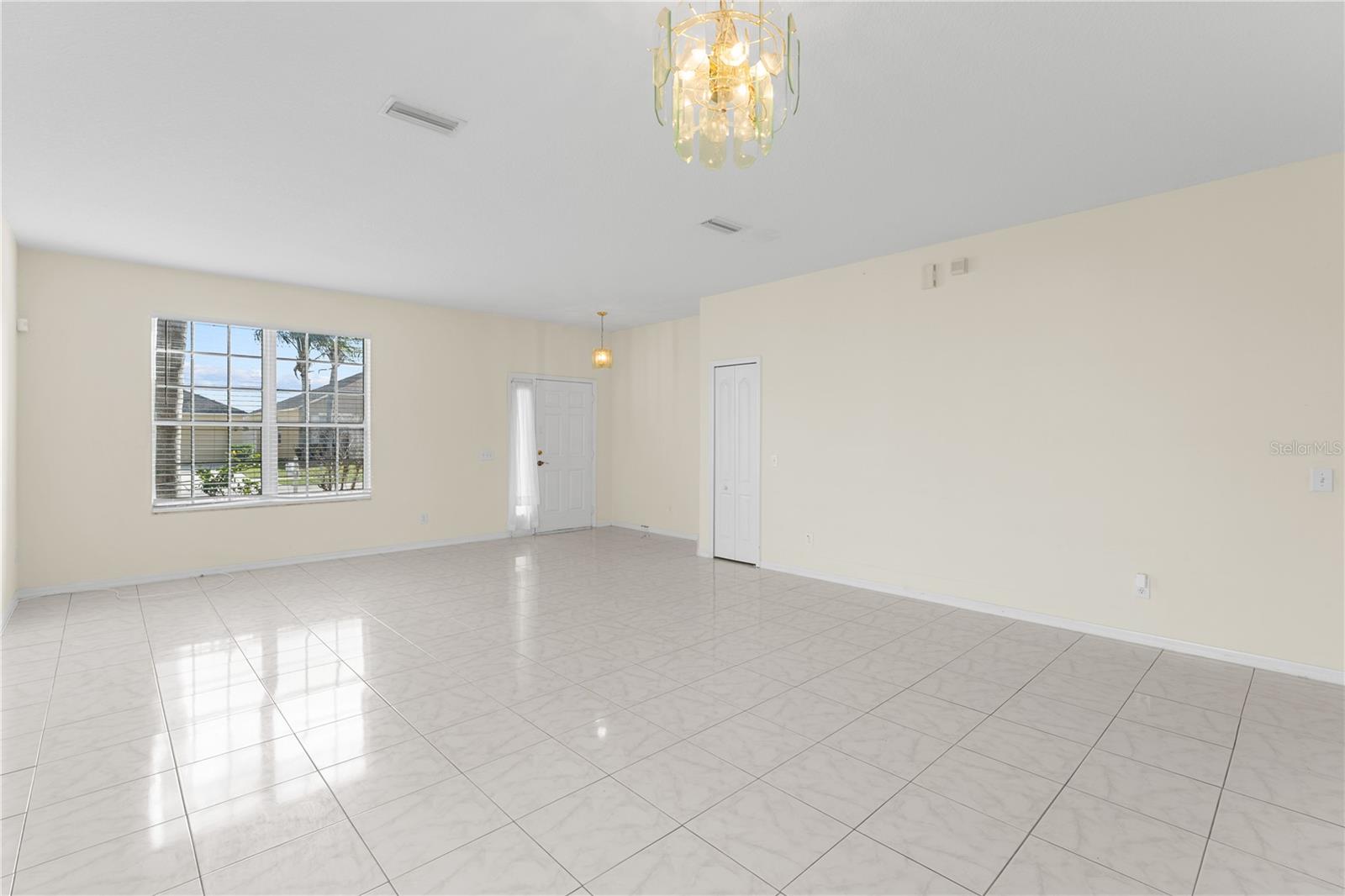 10416 MEADOW SPRING DR, TAMPA, FL, 33647