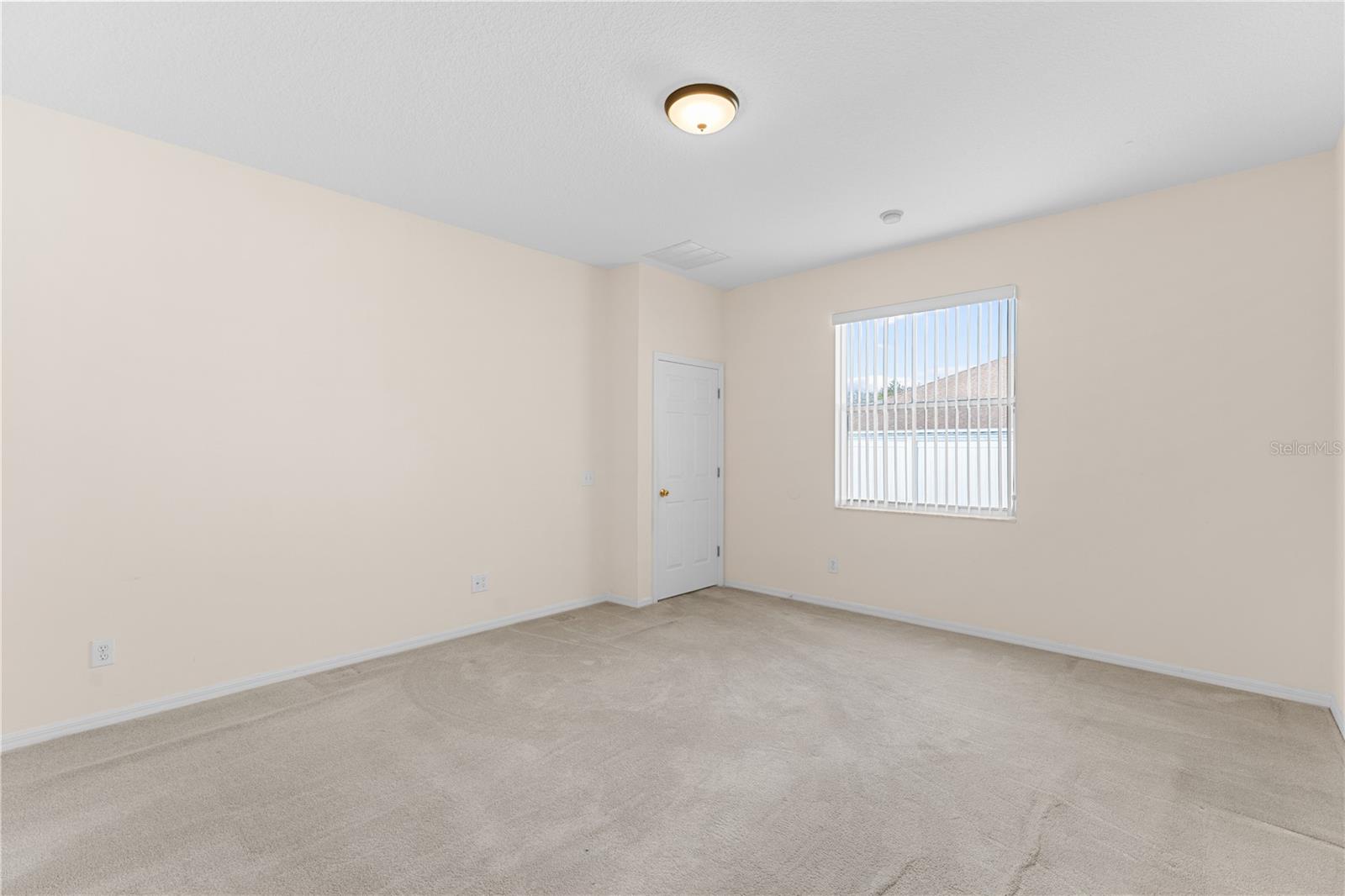 10416 MEADOW SPRING DR, TAMPA, FL, 33647