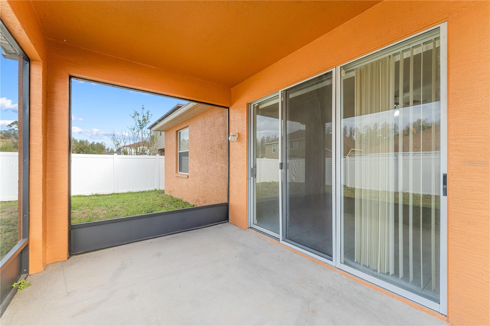 10416 MEADOW SPRING DR, TAMPA, FL, 33647