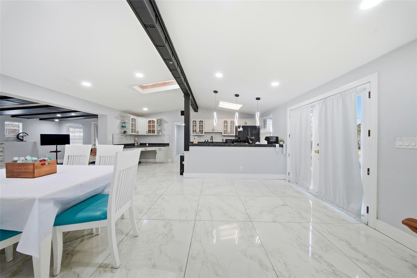 12116 N 52ND ST, TEMPLE TERRACE, FL, 33617