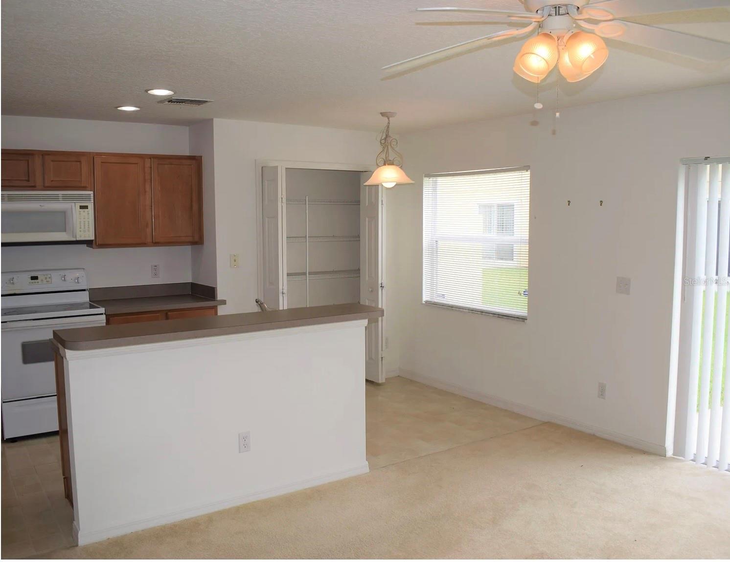 521 CRESTING OAK CIR #76, ORLANDO, FL, 32824