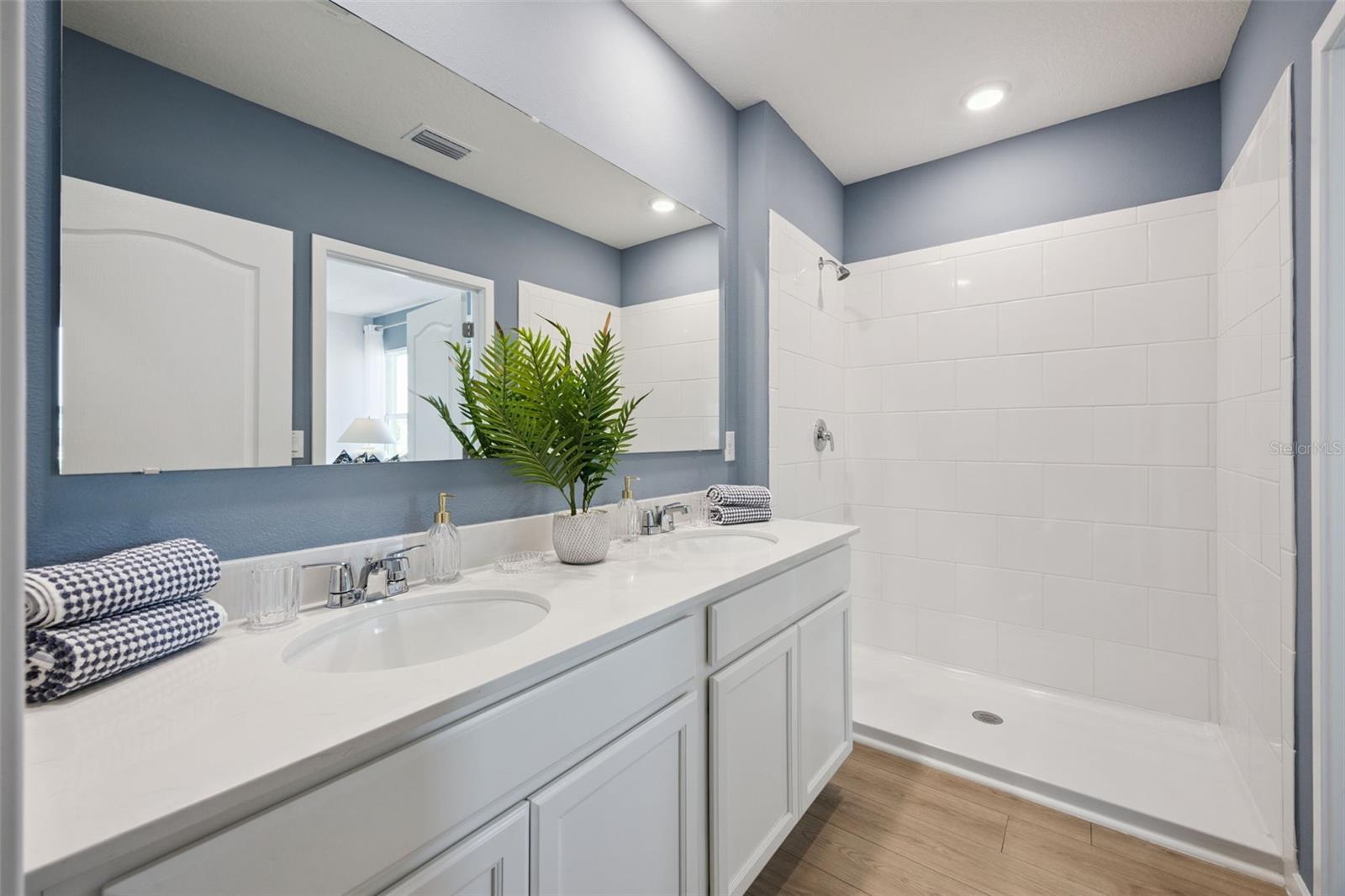 2117 WALNUT CREEK DR, KISSIMMEE, FL, 34744