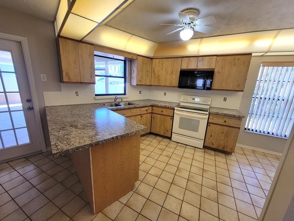 7553 HIGH PINES CT, PORT RICHEY, FL, 34668