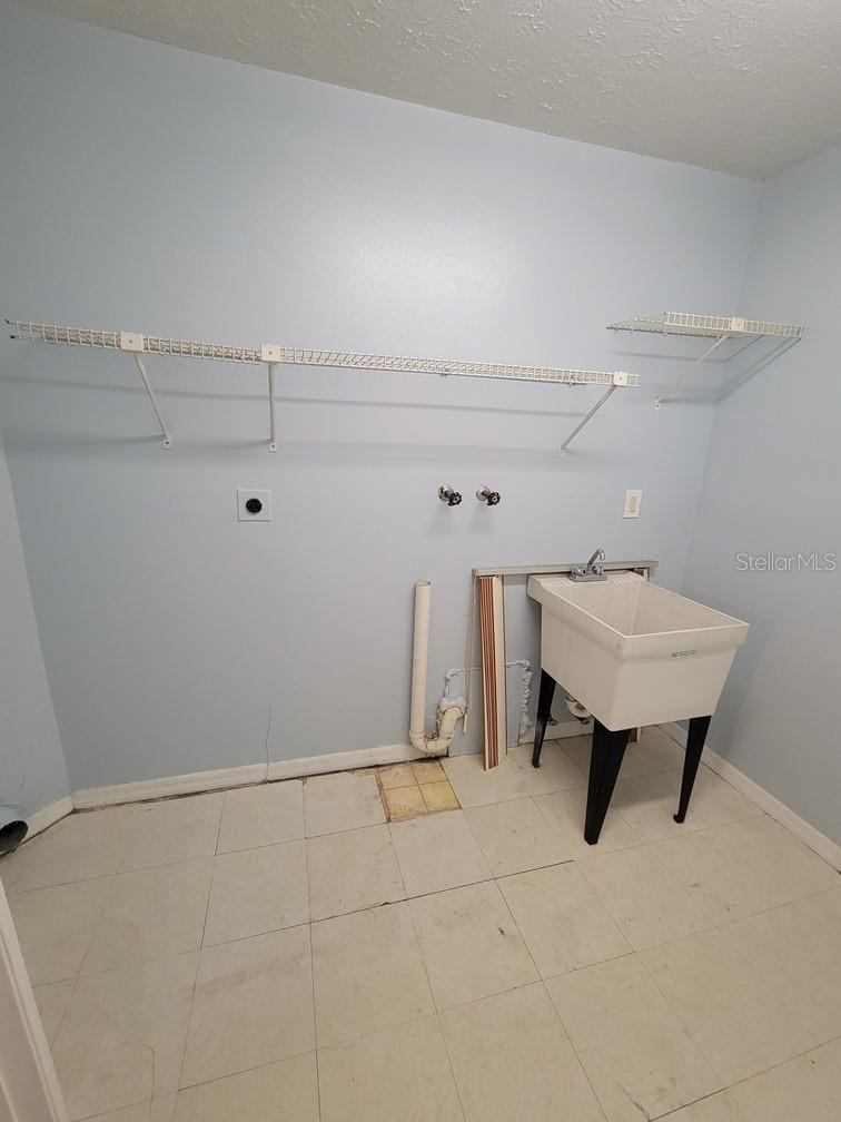 7553 HIGH PINES CT, PORT RICHEY, FL, 34668