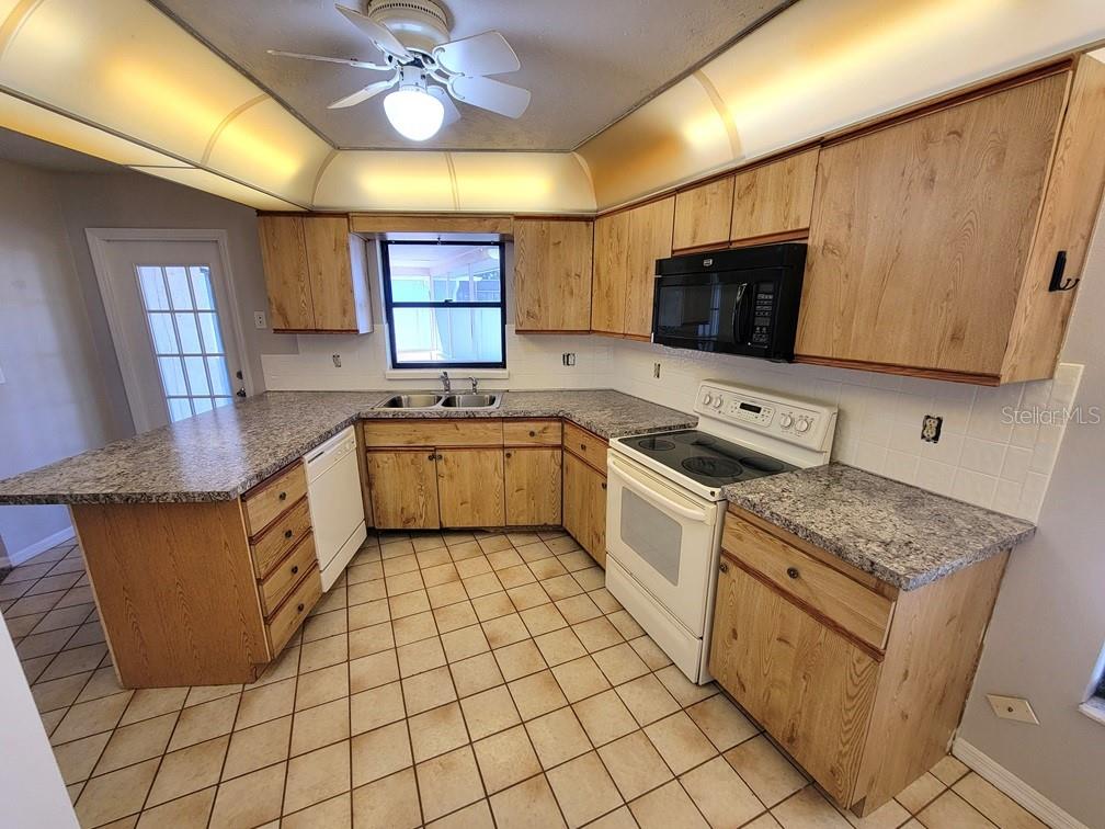 7553 HIGH PINES CT, PORT RICHEY, FL, 34668