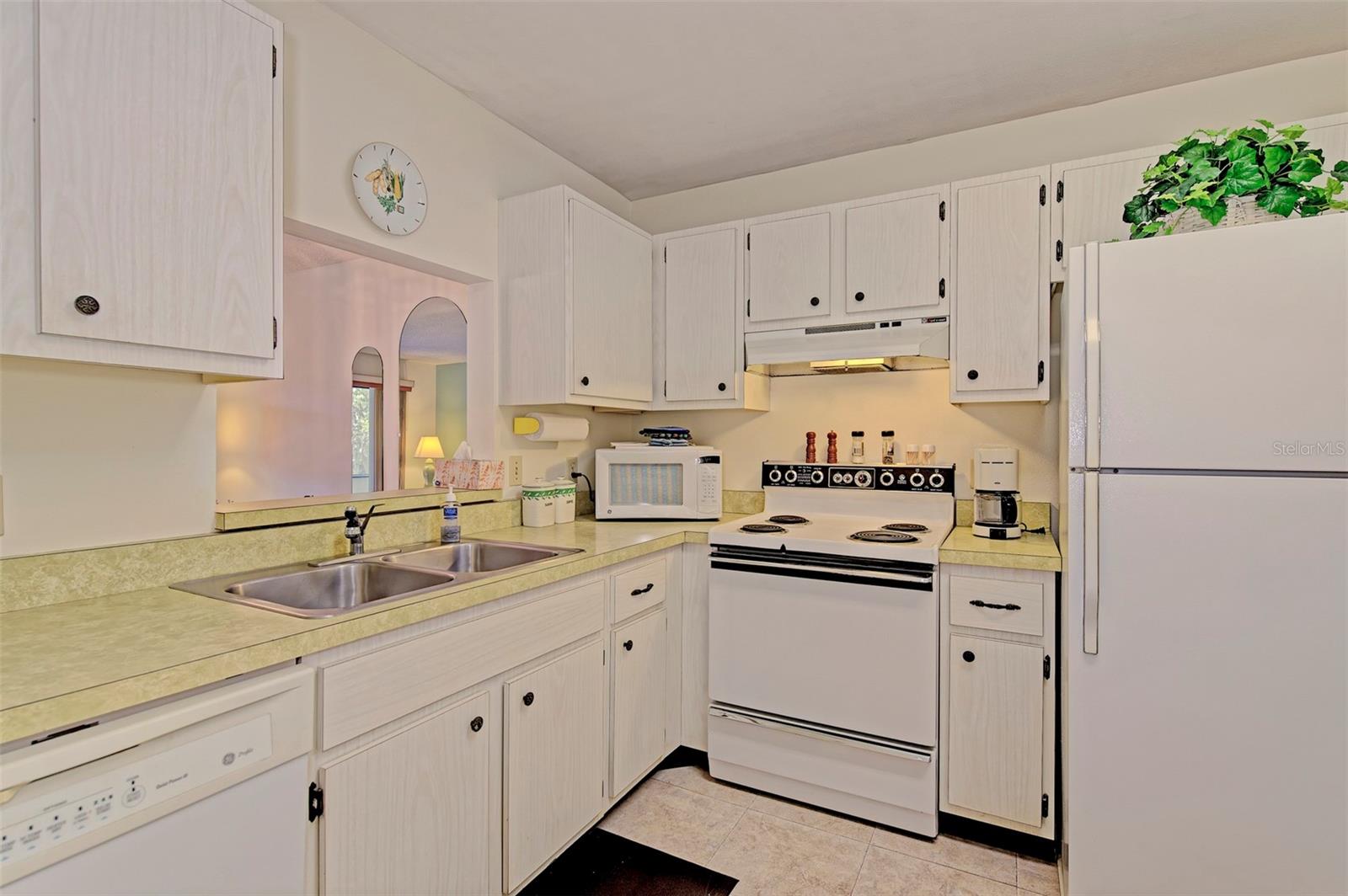 144 PINEHURST DR #144, BRADENTON, FL, 34210