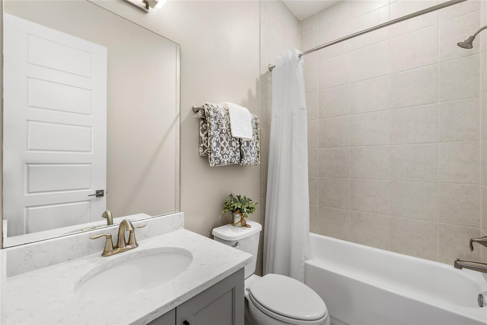 25620 GRANDVIEW POINTE, SORRENTO, FL, 32776