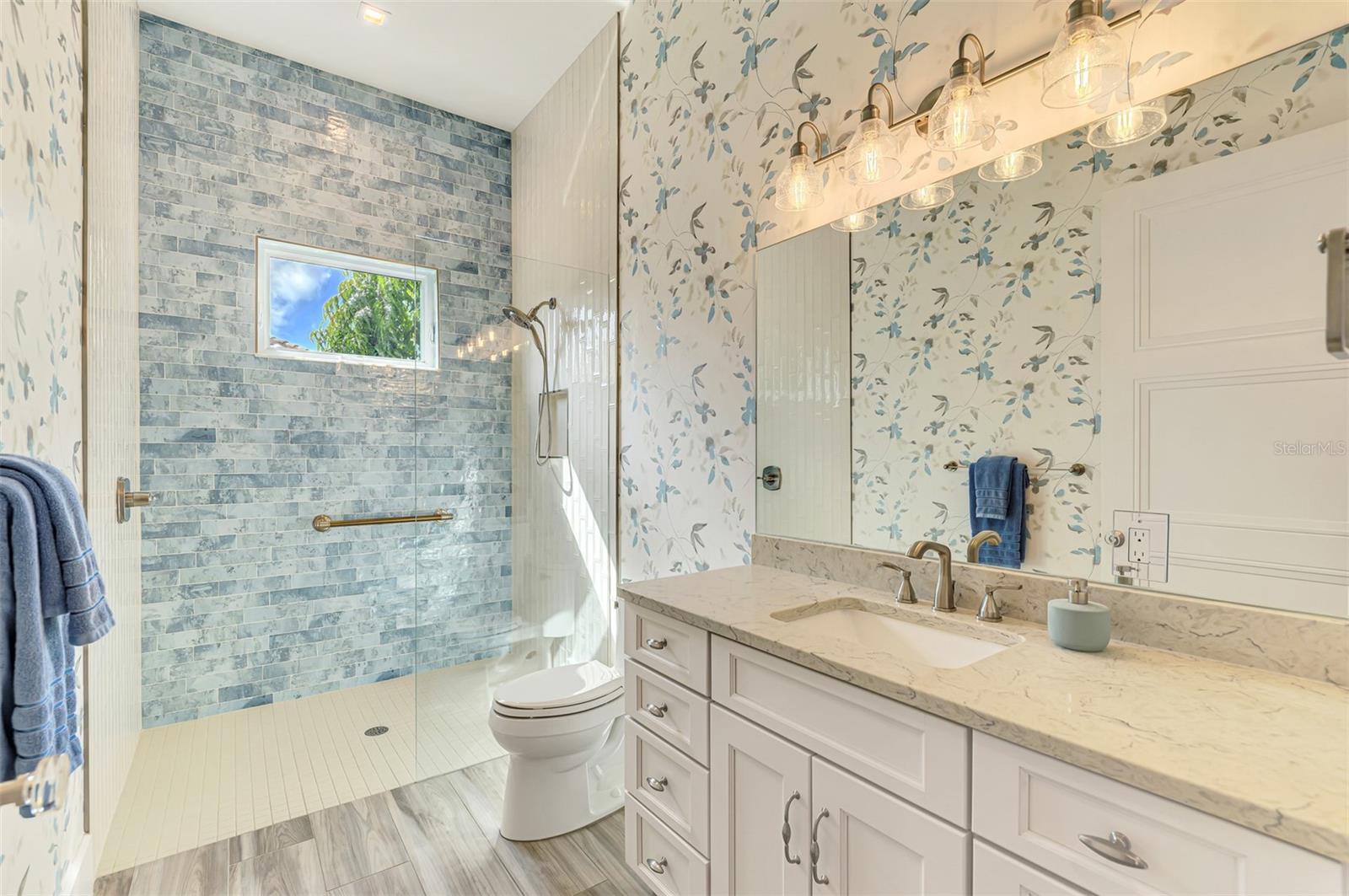 3051 RIVERSHORE LN, PORT CHARLOTTE, FL, 33953