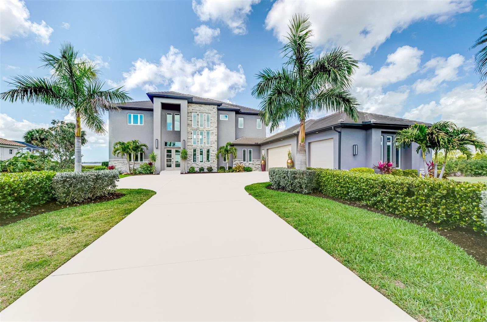 3051 RIVERSHORE LN, PORT CHARLOTTE, FL, 33953