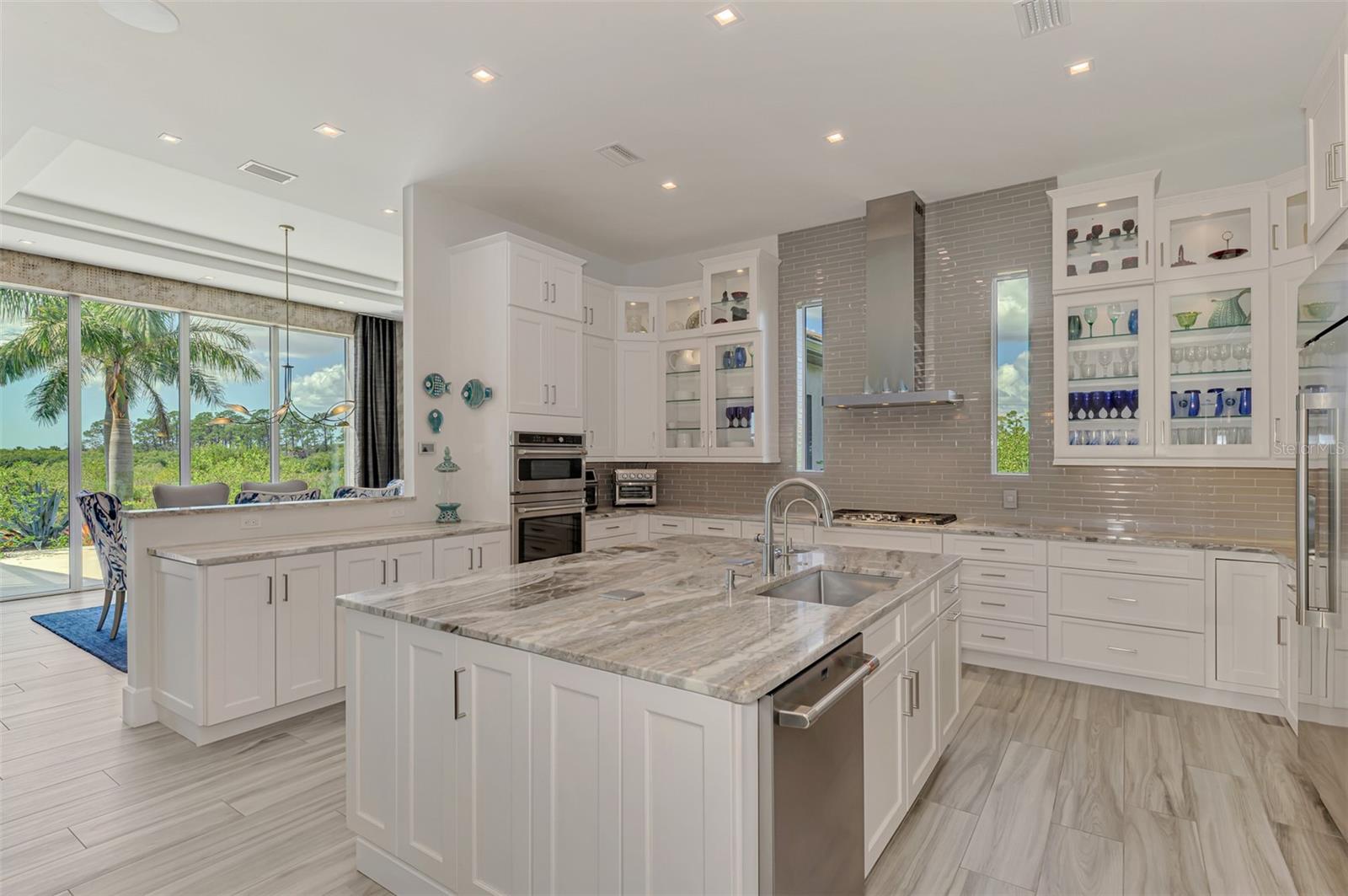 3051 RIVERSHORE LN, PORT CHARLOTTE, FL, 33953