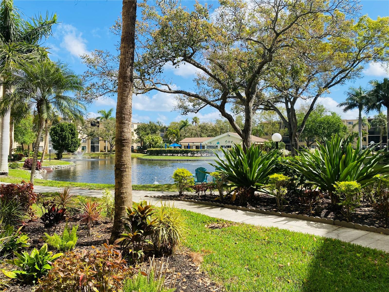 635 30TH AVE W #F109, BRADENTON, FL, 34205