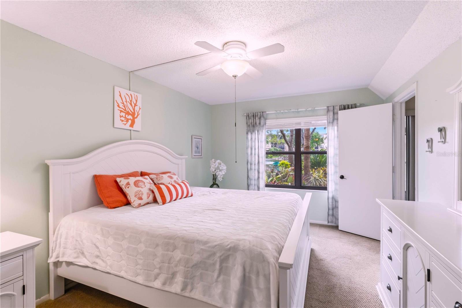 635 30TH AVE W #F109, BRADENTON, FL, 34205