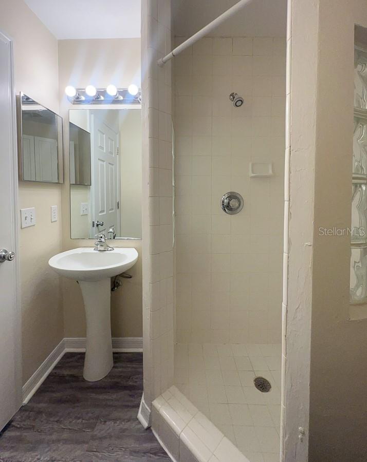 3911 SW 27TH ST #9, GAINESVILLE, FL, 32608