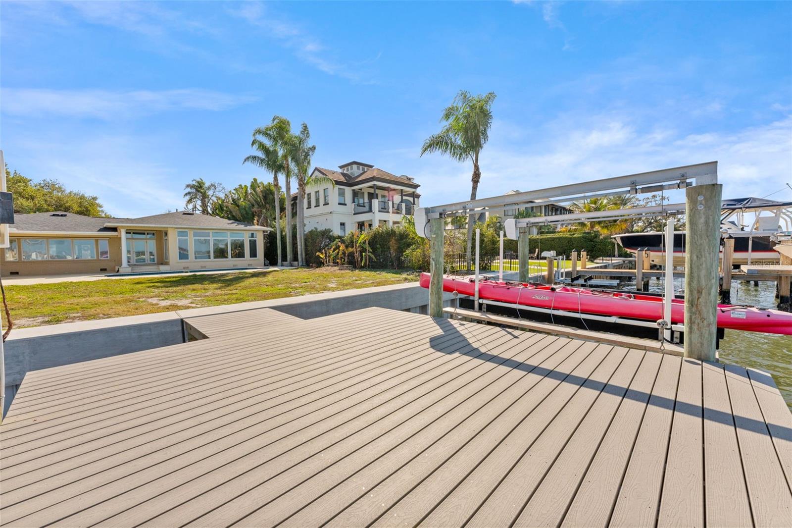 TB8480078 Property Photo