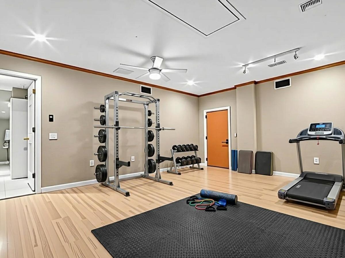 Virtual Staged Bonus Room