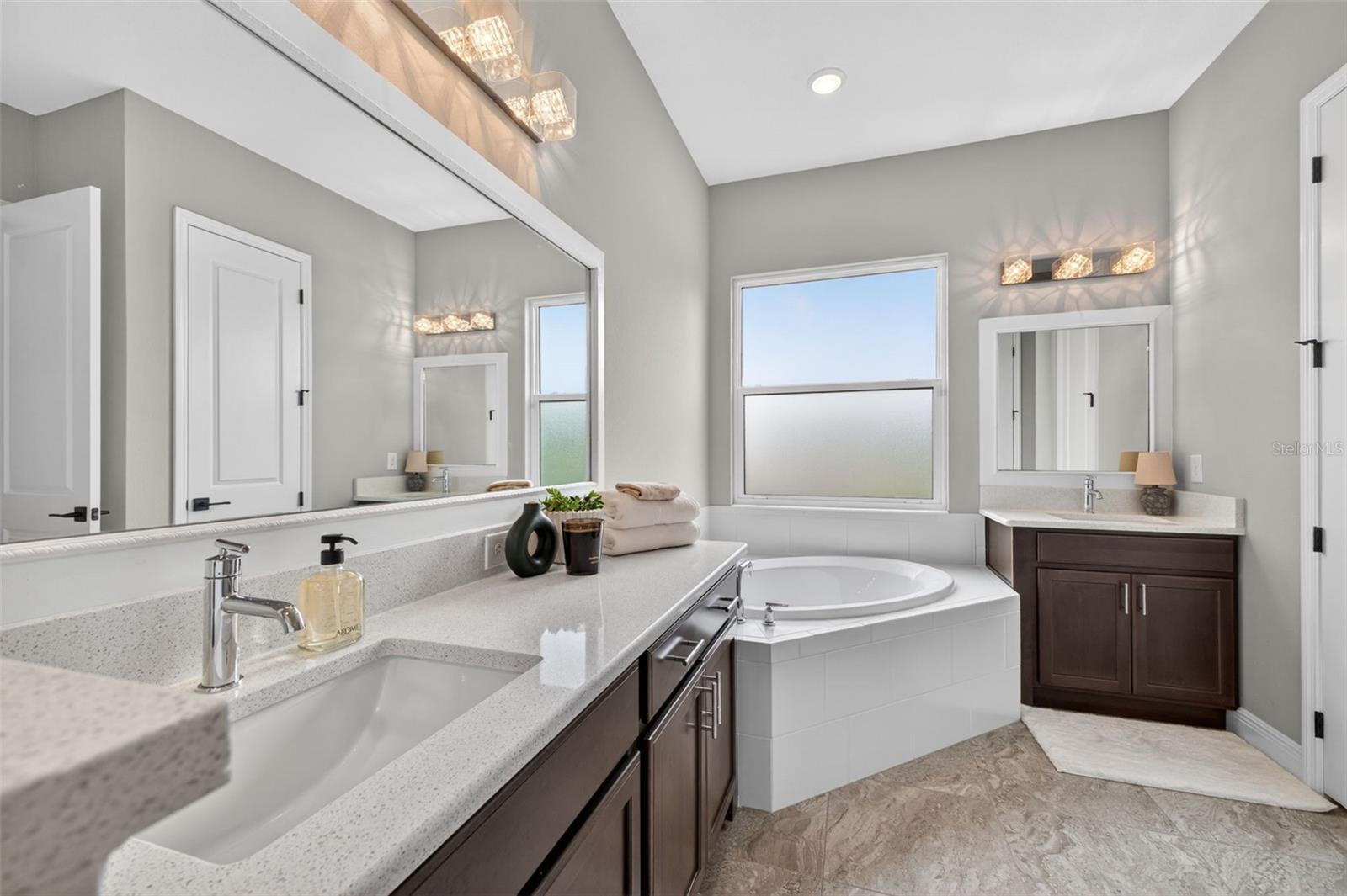 3954 KENNEBUNK LOOP, MOUNT DORA, FL, 32757