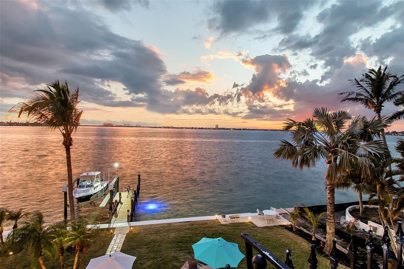 1504 S LODGE DR, SARASOTA, FL, 34239