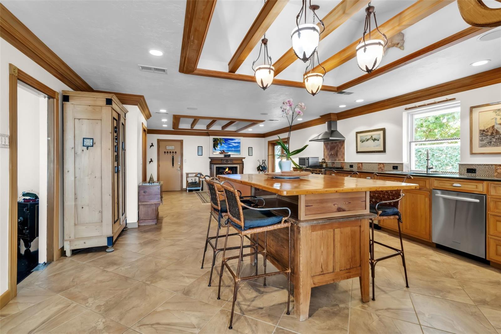 1504 S LODGE DR, SARASOTA, FL, 34239