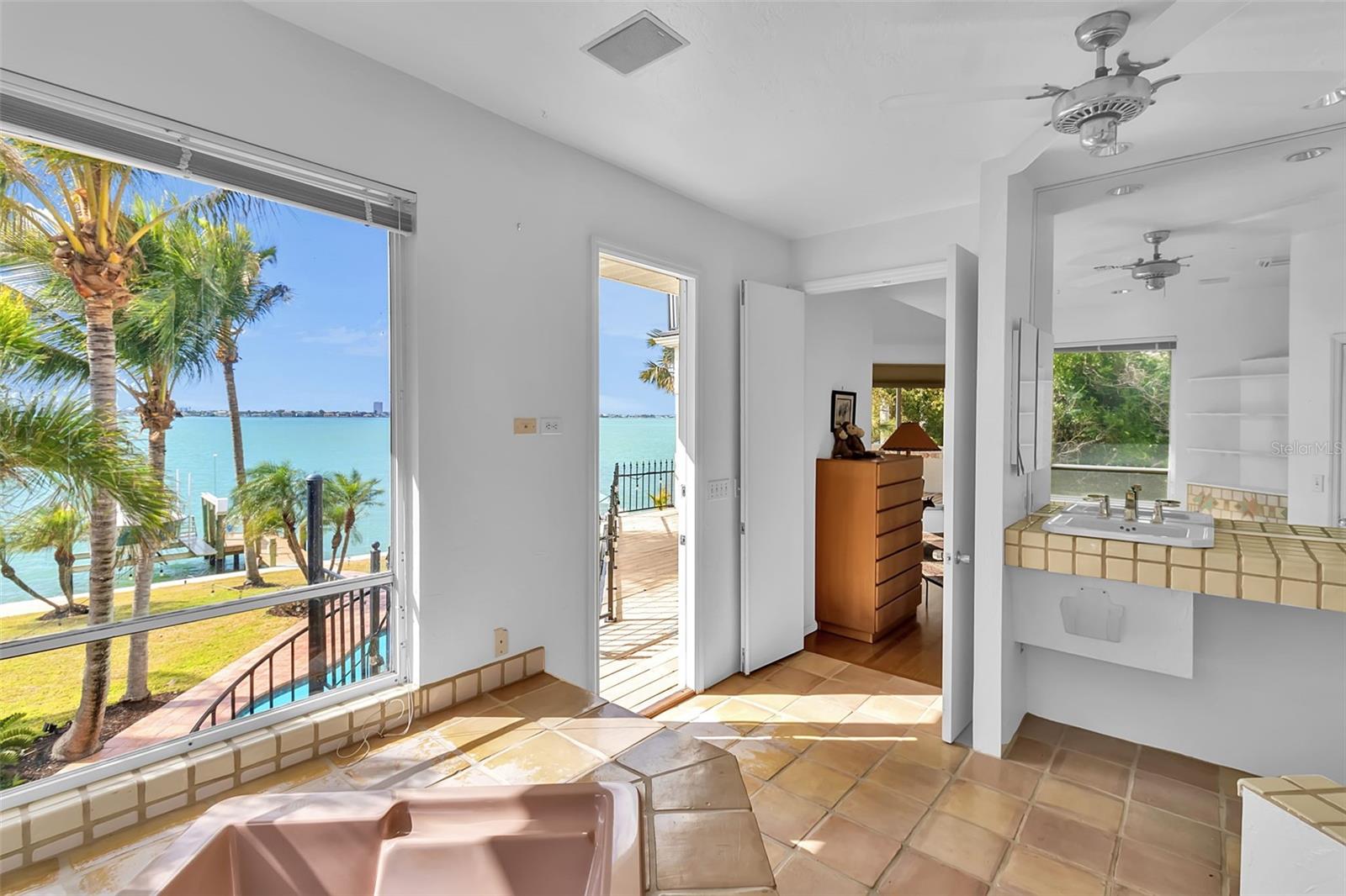 1504 S LODGE DR, SARASOTA, FL, 34239