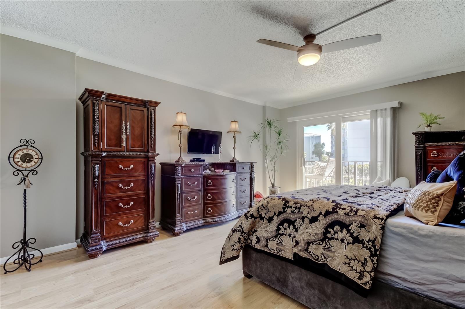 Large Master Bedroom has plenty of room for lyour furniture