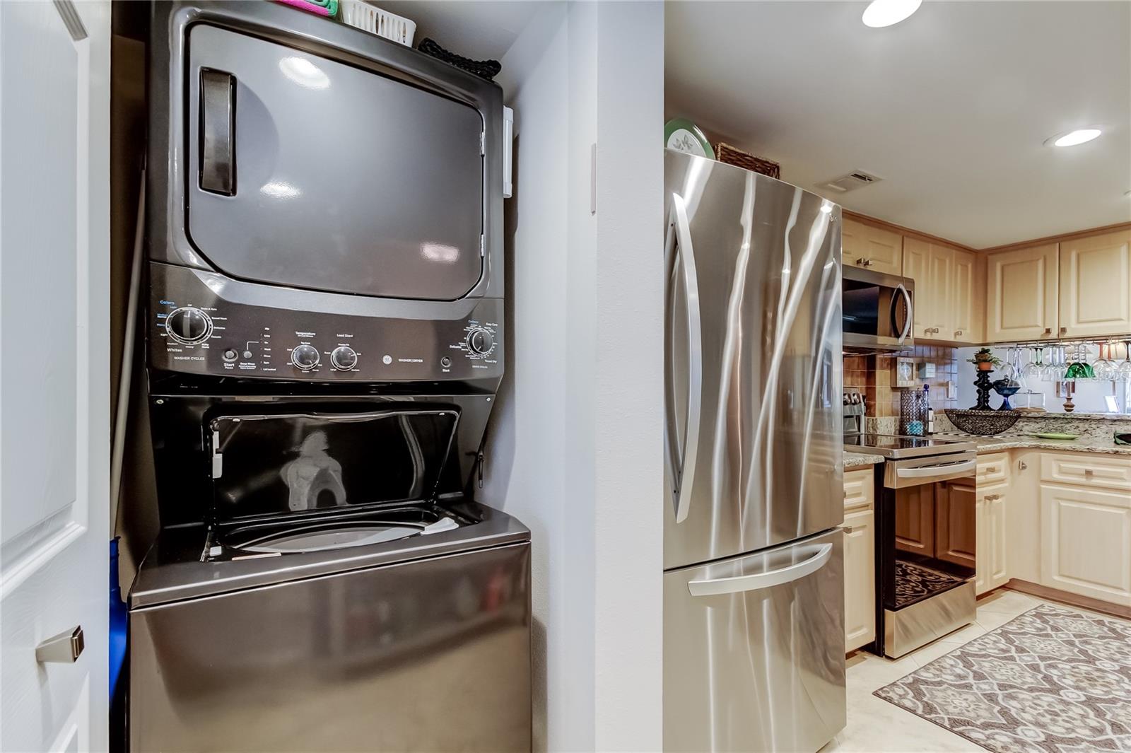 2025 Washer and Dryer in kitchen closet