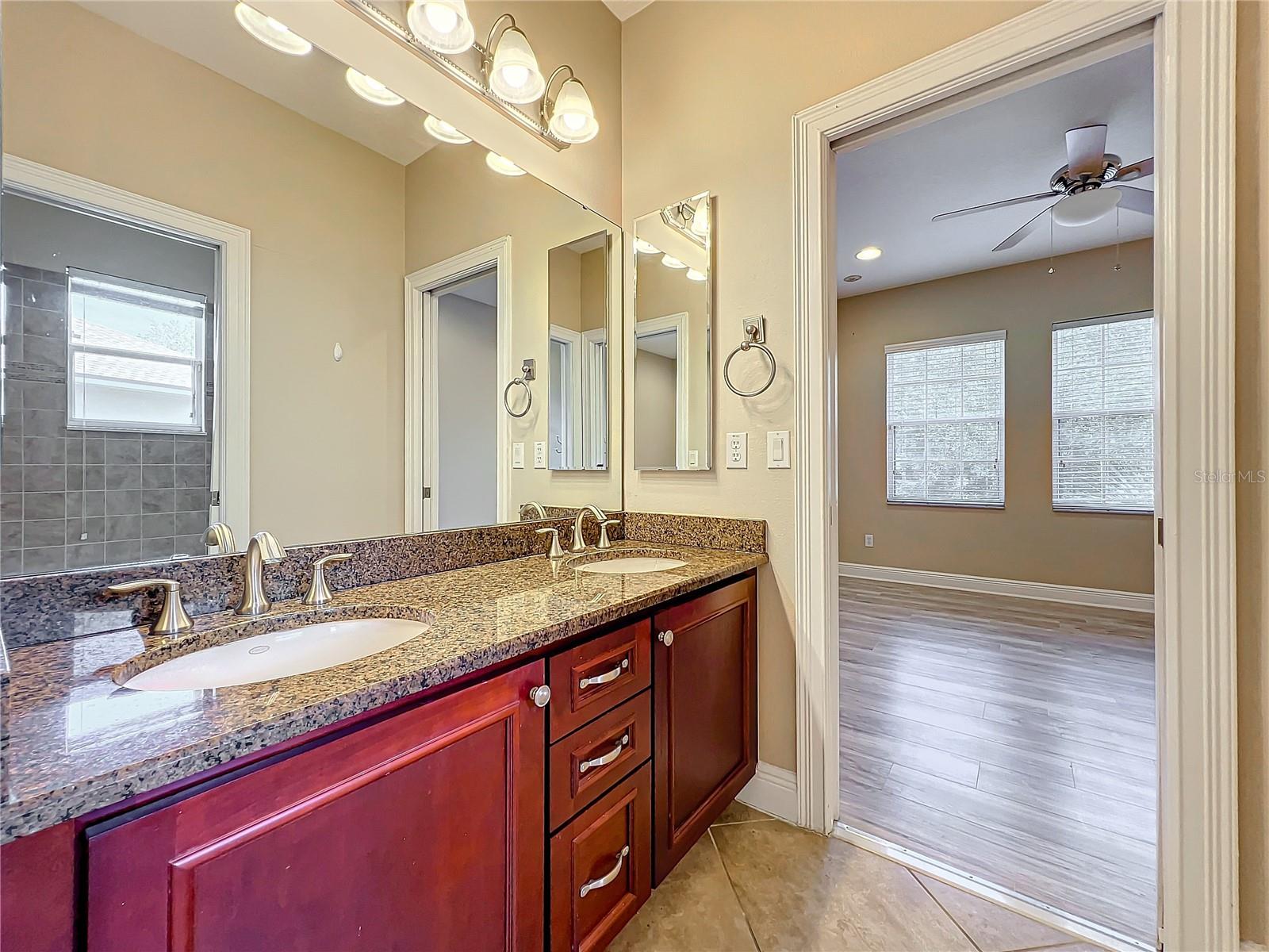 3329 LAKE JEAN DR, ORLANDO, FL, 32817