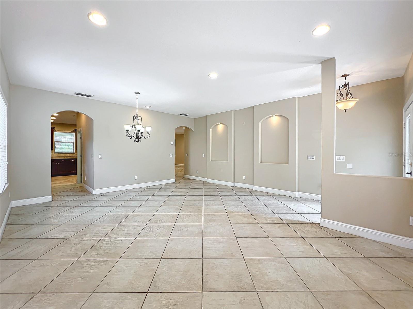 3329 LAKE JEAN DR, ORLANDO, FL, 32817