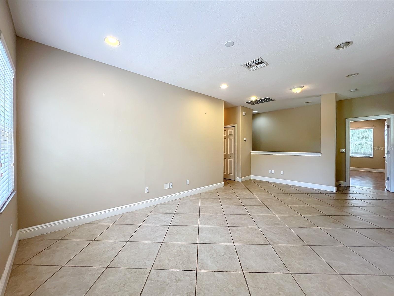 3329 LAKE JEAN DR, ORLANDO, FL, 32817