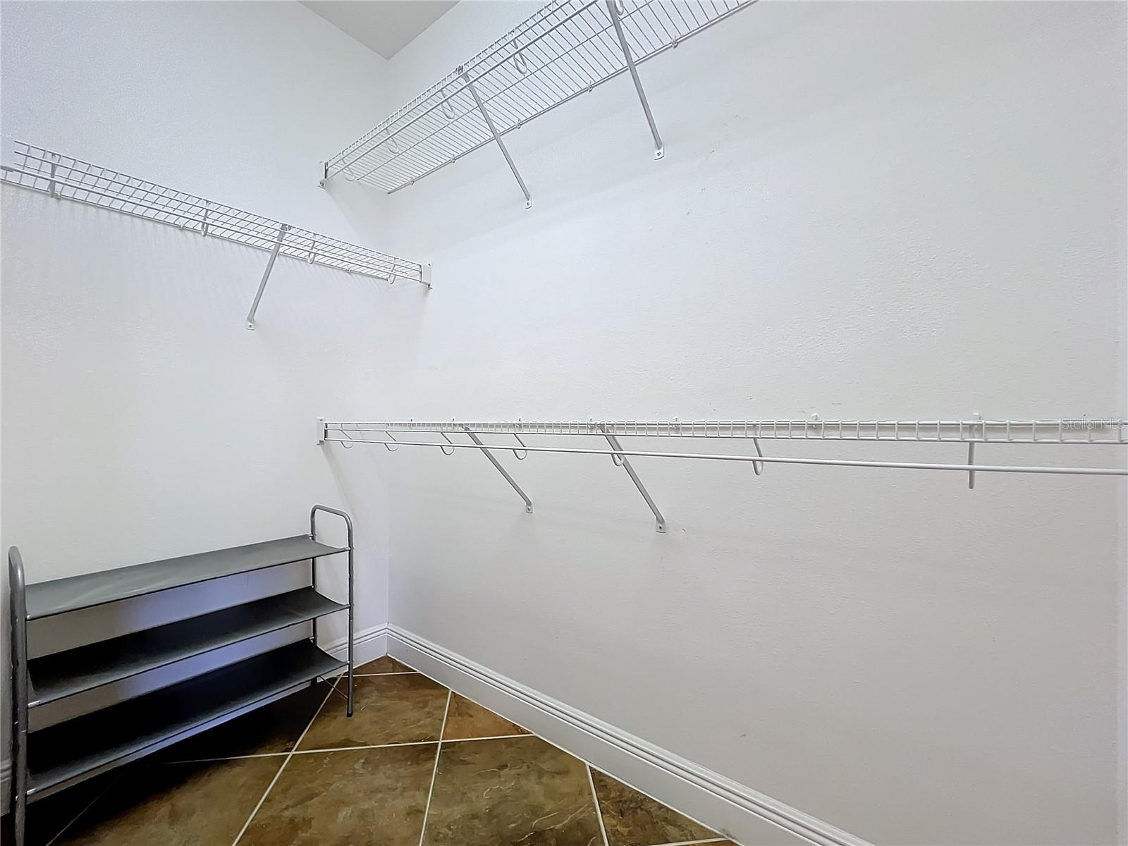 3329 LAKE JEAN DR, ORLANDO, FL, 32817