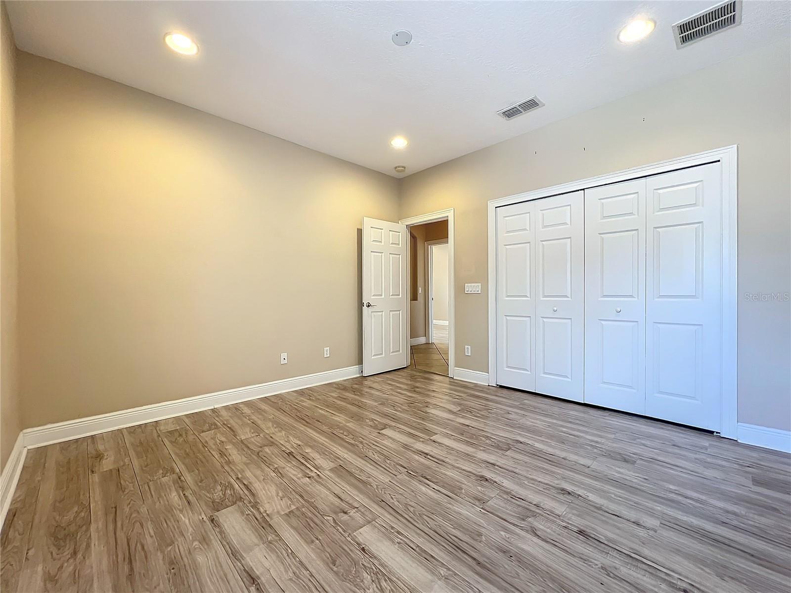 3329 LAKE JEAN DR, ORLANDO, FL, 32817