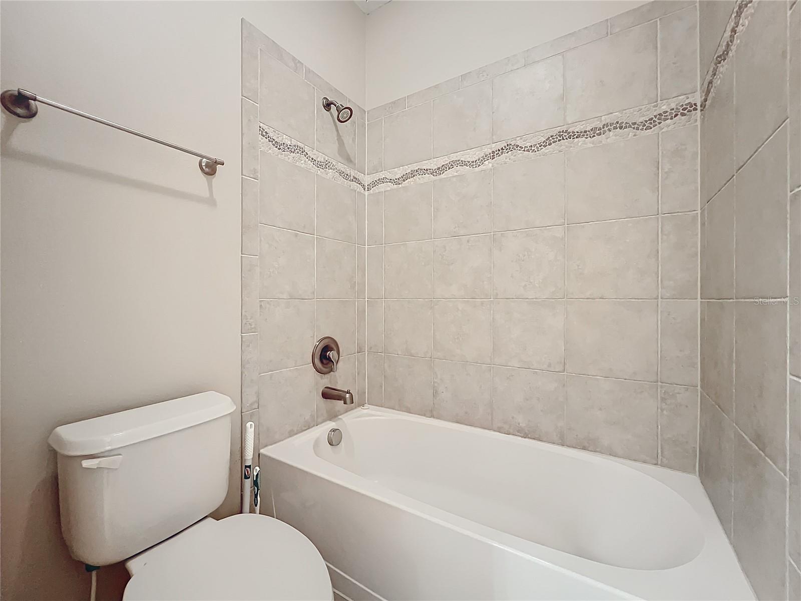 3329 LAKE JEAN DR, ORLANDO, FL, 32817