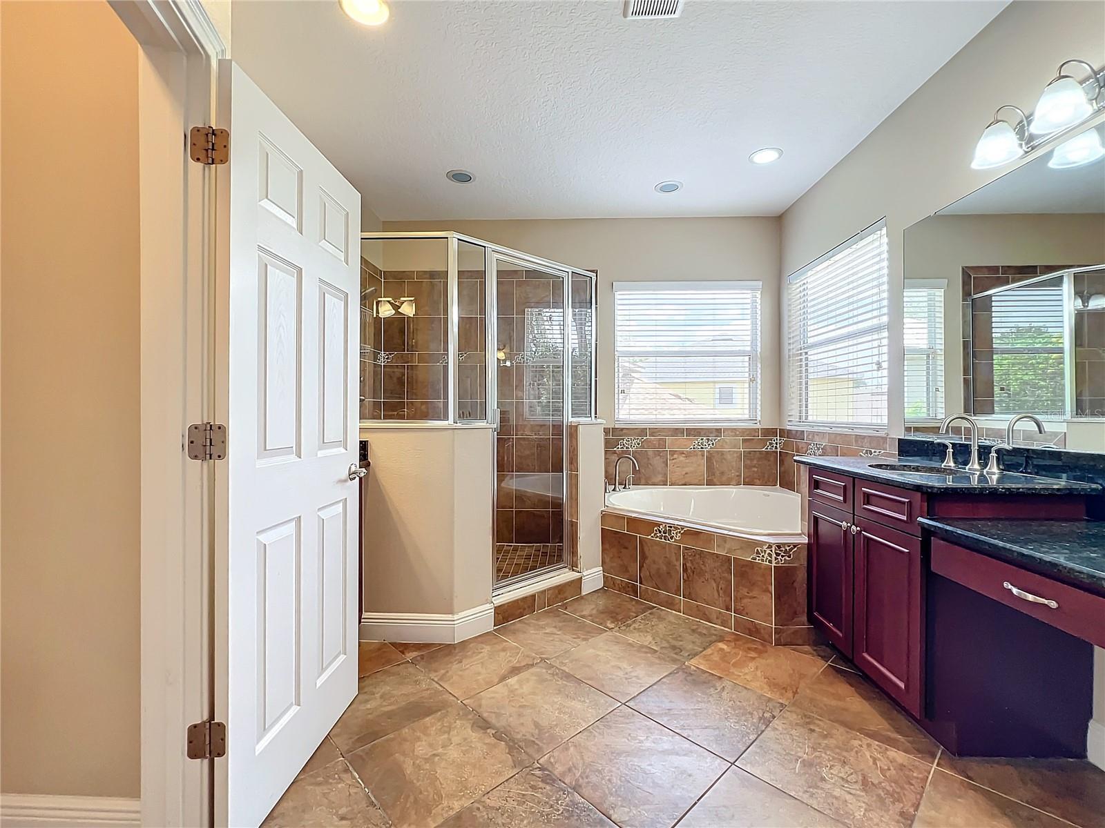 3329 LAKE JEAN DR, ORLANDO, FL, 32817