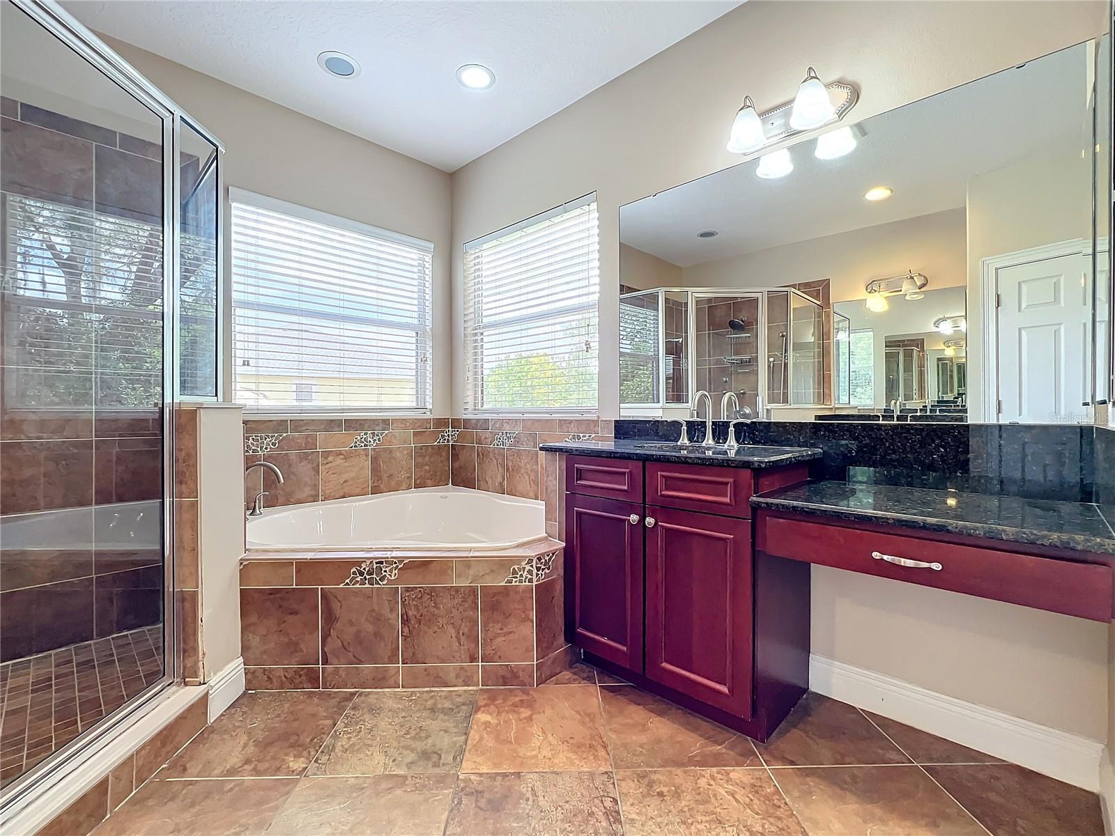 3329 LAKE JEAN DR, ORLANDO, FL, 32817