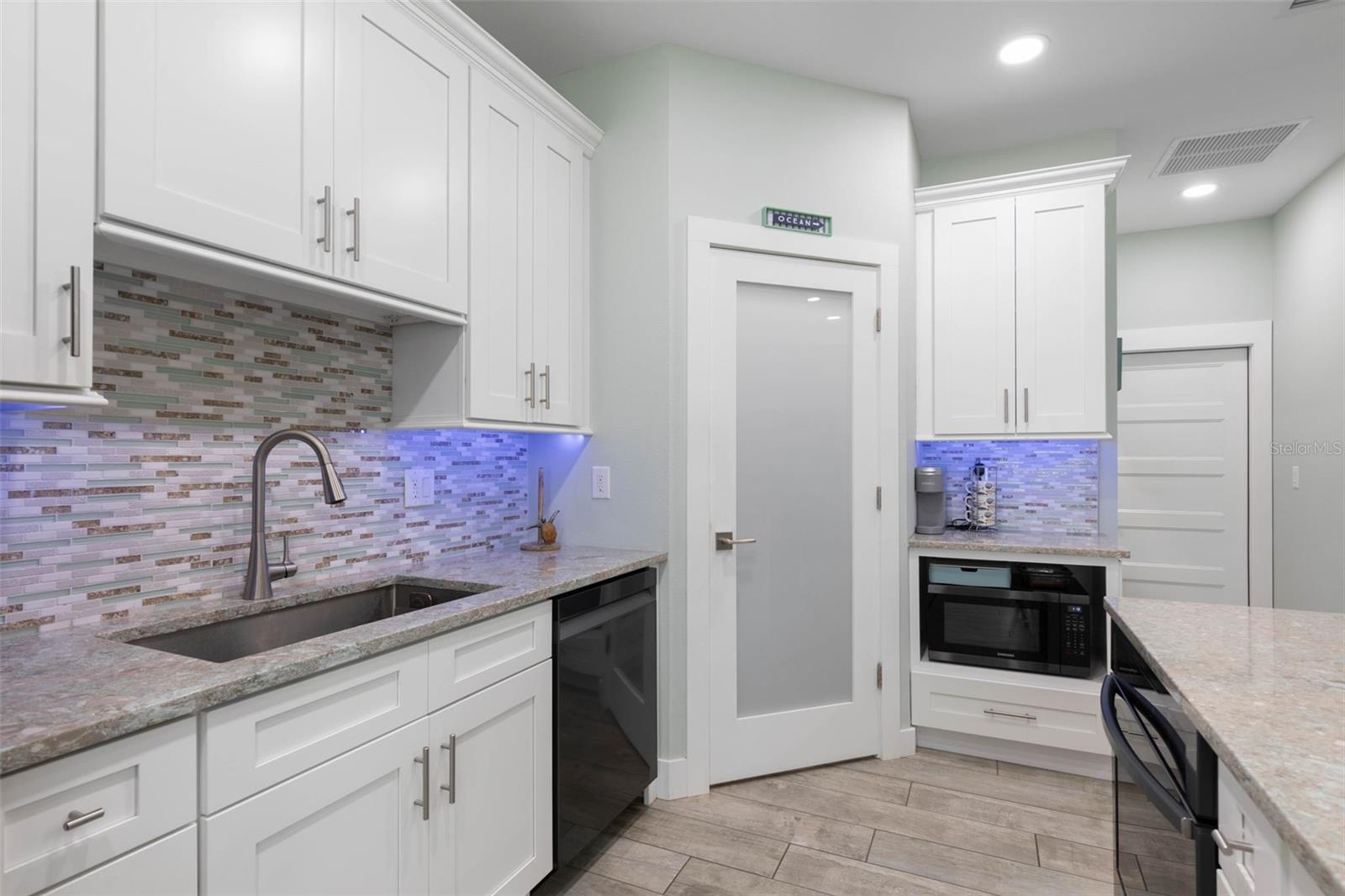 1 ZEIDLER PL, PALM COAST, FL, 32164