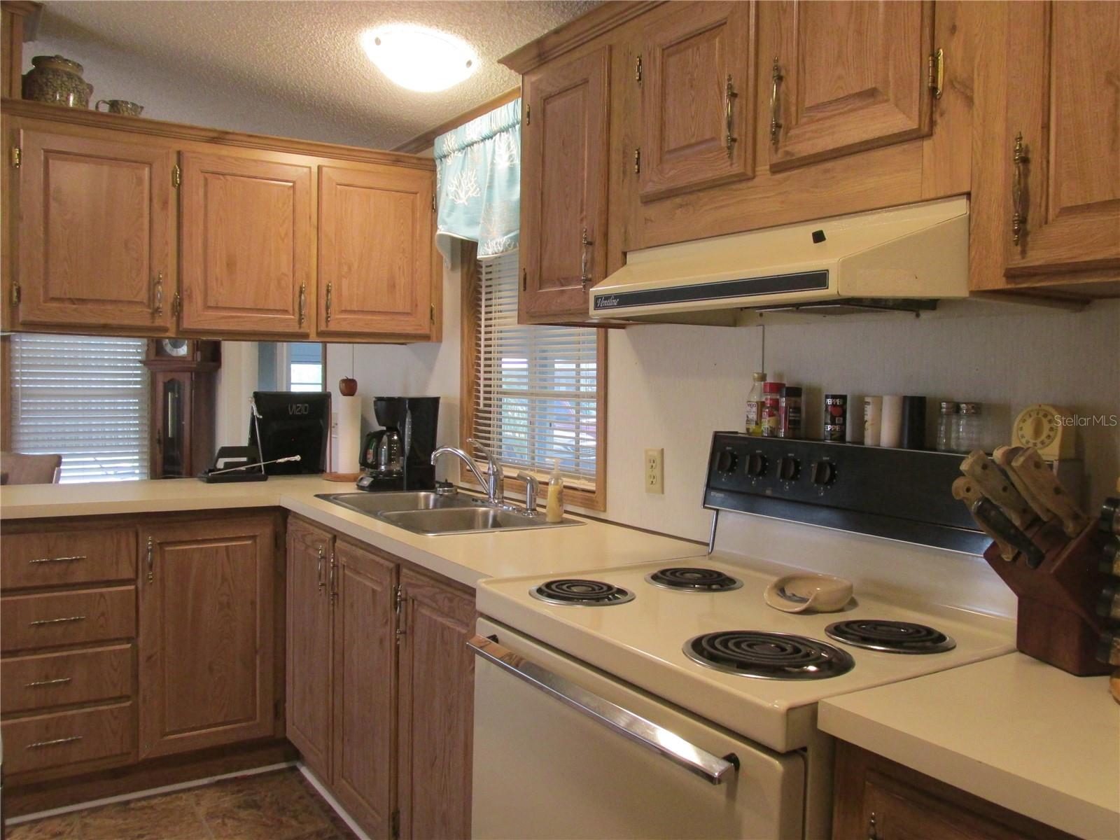 K4903306 Property Photo