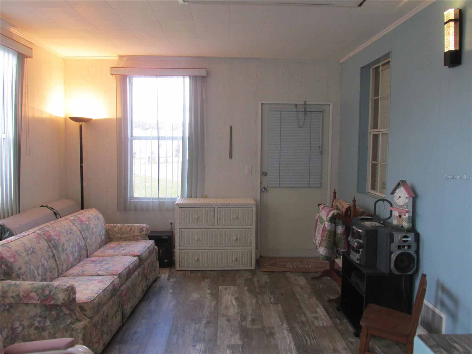 K4903306 Property Photo