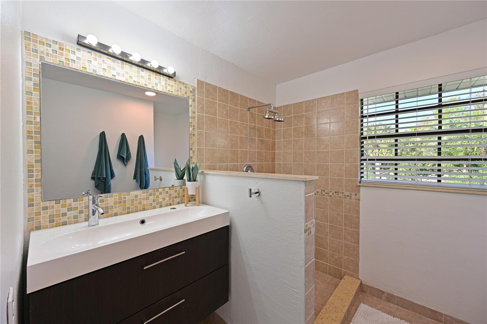 1106 87TH ST NW, BRADENTON, FL, 34209