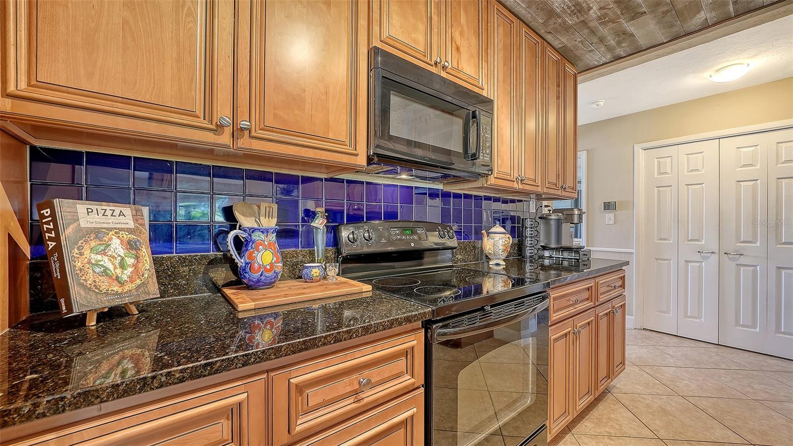 836 MAGELLAN DR, SARASOTA, FL, 34243