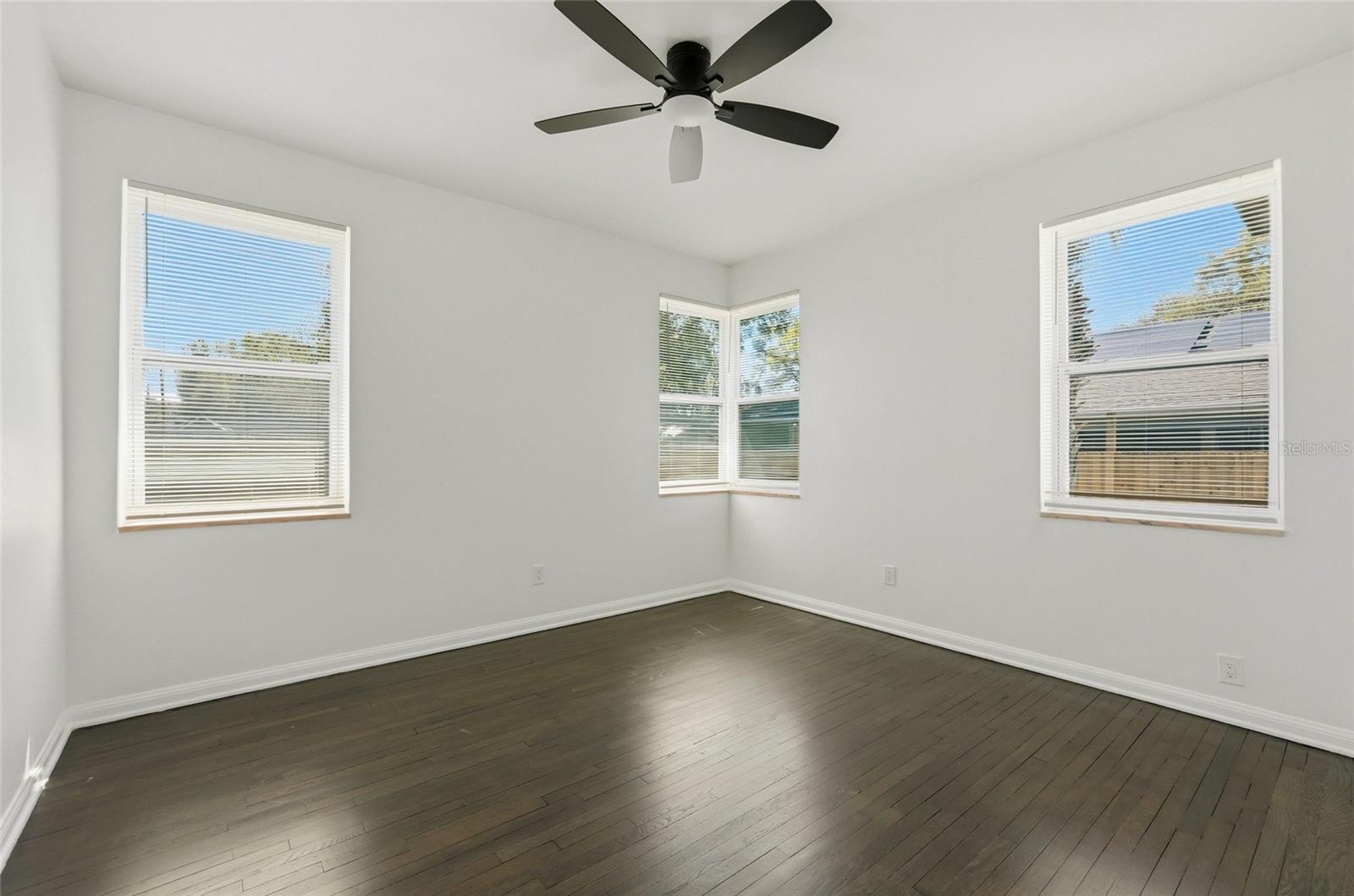 913 E GENESEE ST, TAMPA, FL, 33603