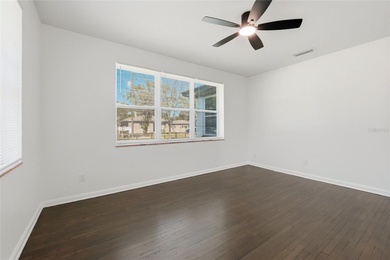 913 E GENESEE ST, TAMPA, FL, 33603