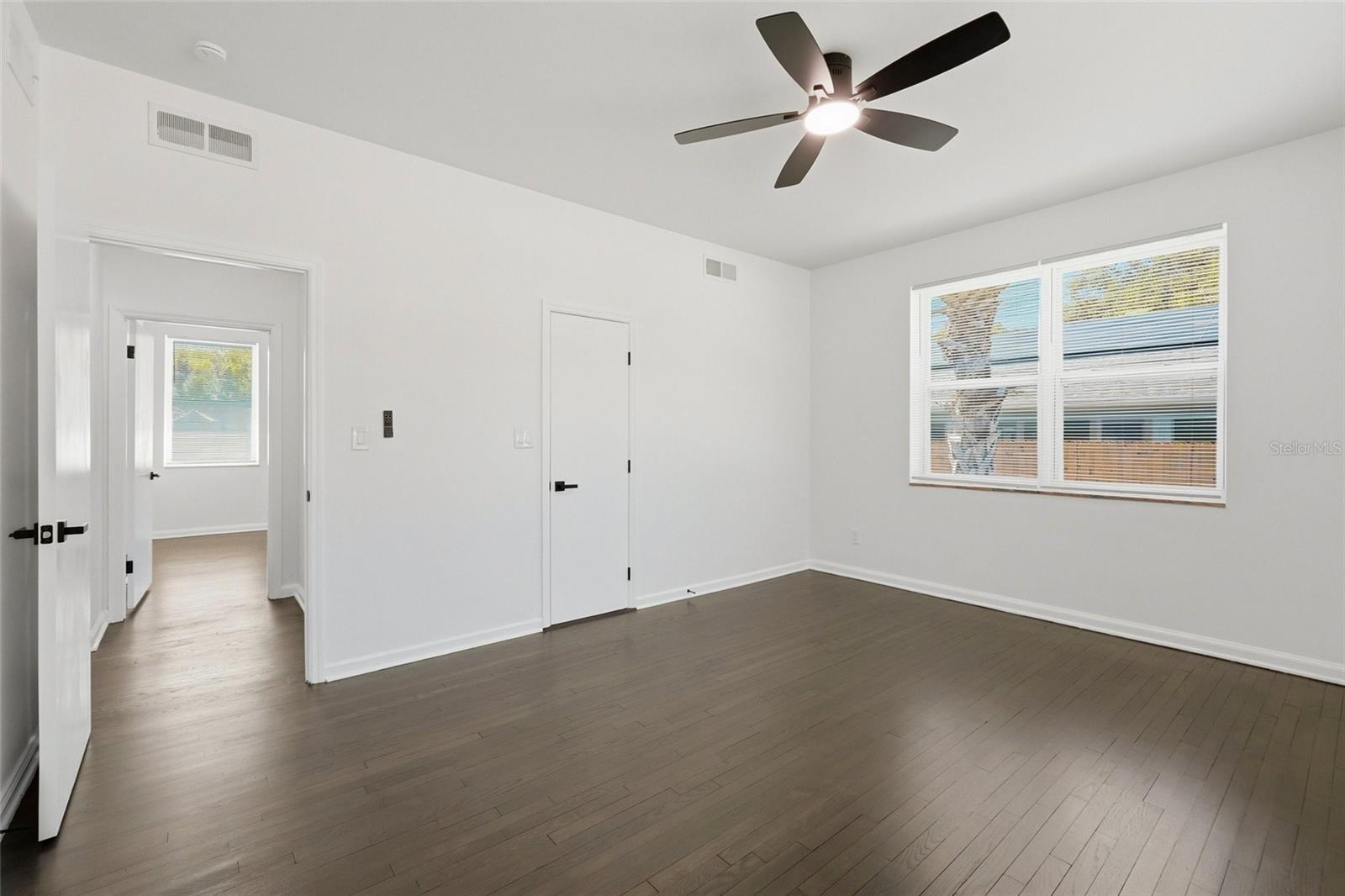 913 E GENESEE ST, TAMPA, FL, 33603