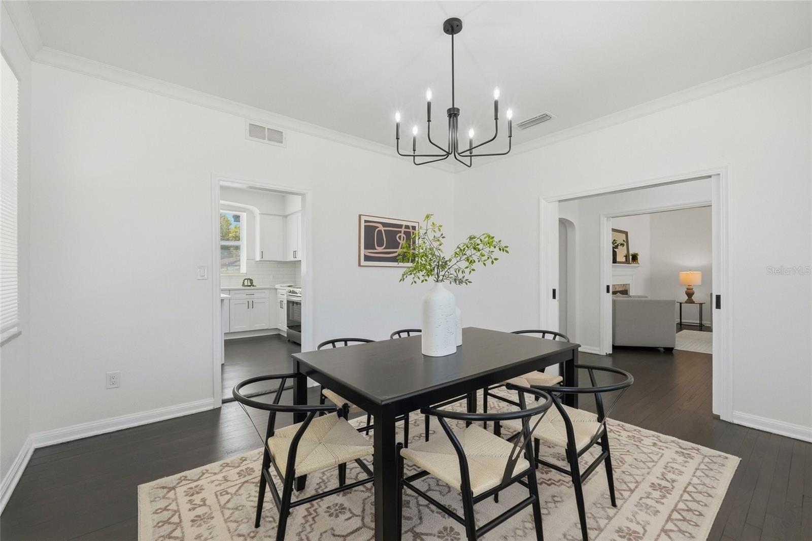 913 E GENESEE ST, TAMPA, FL, 33603